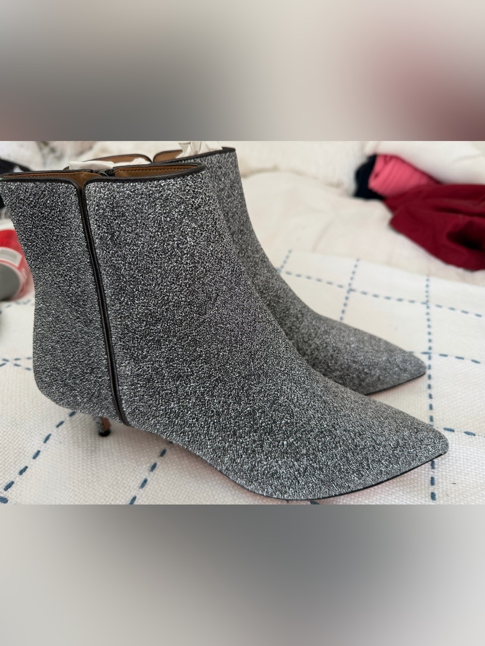 NWT Aquazzura Silver Glitter Ankle Booties